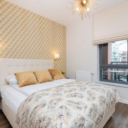 Elegant With Balcony And Air Conditioning In By Renters Gdansk
